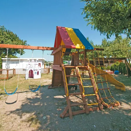 Locazione Turistica Camping Classe Village.9